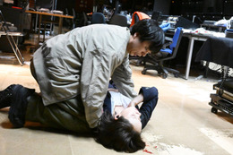 櫻井翔主演「放送局占拠」初回から衝撃展開「ウソだろ…」 画像