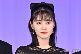 原菜乃華、美肩輝くオフショルドレス姿「上品で素敵」「美しい」