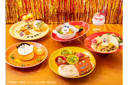 東京・池袋で「映画クレヨンしんちゃんカフェ」ナン主役のコンボやシロのカレーピラフ、“味変”ラッシー提供 画像