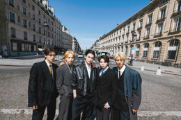 M!LK、結成10周年アニバーサリーフォトブック決定 メンバー希望のフランスで“最上級ビジュアル”魅せる 画像