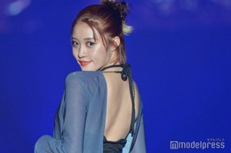 王林、シースルーノースリーブで素肌輝く「美しい」「何でも着こなしててすごい」と反響