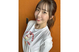 #2i2天羽希純、バニーガール姿でベッドにうつ伏せ 大胆ショットに「無防備」「新しいポージング」の声