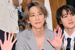 NEWS小山慶一郎、映画初出演・41歳での高校生役に「思いのほかイケてます」MAZZEL・RANとの共演でSKY-HIと会話も【アオショー！】