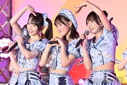 ≠ME、マリン風衣装で夏らしさ満載 デビュー曲「≠ME」で締めくくる【TIF2025】