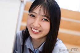 「今日好き」出身美女、チュールワンピから美脚透ける「スタイル良い」の声
