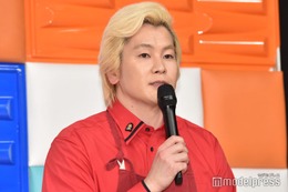 カズレーザー結婚で「カズロス」告白の人気芸能人、肩組みショット添え祝福「ヤキモチ妬いてる？」「素敵な関係」と反響