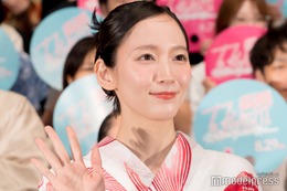 吉岡里帆「凛としている繊細な感じがすごく印象的」年下俳優を称賛【九龍ジェネリックロマンス】