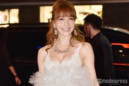 藤井リナ、息子＆娘の顔出しショット公開「美男美女すぎる」「そっくり」と反響 画像