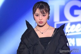 美人インフルエンサー、初釜山でプール満喫 ビキニ姿に反響「異次元スタイル」「ボディージュエリー可愛い」