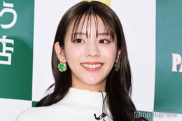 貴島明日香、ほっそり美くびれ際立つミニ丈コーデ「衝撃スタイル」「セクシー」と反響