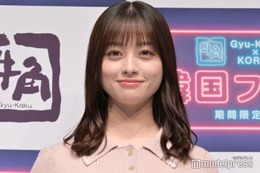 橋本環奈、膝上ミニワンピで美脚スラリ「全てが憧れ」「さすがの着こなし」と反響