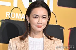 長谷川京子、長女との腕組みショット公開「いつまでも仲良しで素敵」「可愛すぎる」の声