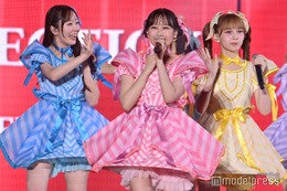 FRUITS ZIPPER、見つめ合い・指差し…ファンサが止まらない「皆さん一番かわいく踊ってください」【TGC2025A/W】 画像