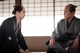 大河「べらぼう」蔦重（横浜流星）と意次（渡辺謙）のラストシーン「初回と重なる粋な演出」「胸熱なサブタイトル回収」と反響相次ぐ