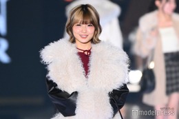 フォーエイト48あみか、青髪ロングへのイメチェン姿公開「印象変わる」「二度見した」 画像