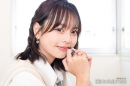 「今日好き」小國舞羽「学校帰り」へそ出しファッション披露「引き締まってて綺麗」
