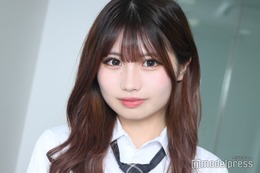 「今日好き」藤田みあ、ベアトップで胸元大胆解放 シースルースカートから美脚見せ「セクシー」「スタイル抜群」 画像