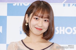 モー娘。野中美希、チューブトップワンピで美デコルテ輝く 台北満喫ショットに「肩のラインが綺麗」「華奢」の声 画像