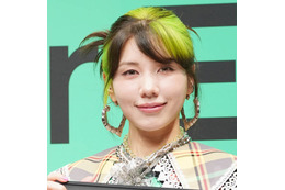 【GU】仲里依紗も購入♪ワイドパンツの着こなしに「ハイブランドに見える」「真似したい」の声 画像