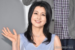 藤原紀香、ポップな“ミャクミャク”ネイルに「目を引く」「大人の遊び心」と反響 画像