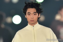 WATWING八村倫太郎「柄ではないのだけど」唇＆眉ピアス披露「ギャップ最高」「かっこいい」とファン悶絶