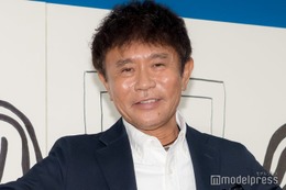 ダウンタウン浜田雅功、相方・松本人志復帰発表後初のイベント登場 画家として個展デビュー 画像