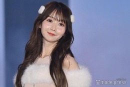 ＝LOVE大谷映美里、オフショルワンピで美デコルテ輝く あざと可愛いピンクコーデ【ガルアワ2025AW】 画像