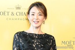 SHIHO、14歳長女＆格闘家夫との家族写真公開「3ショット貴重」「すっかりレディに」の声 画像