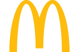 マクドナルド、紙ストロー終了発表 “ストローなしで飲めるフタ”に 画像