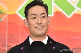 中村勘九郎＆前田愛、夫婦で舞台鑑賞へ 密着ショットを渡辺えりが公開「お父さんとそっくり」 画像