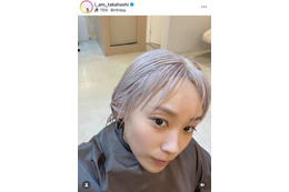 高橋愛、NEWヘアは淡いパープル!雰囲気ガラリな最新SHOTに「色がとてもきれい」「めちゃかわ」の声