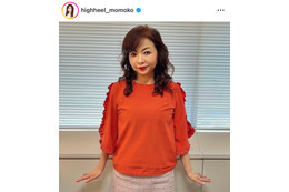 ハイヒール・モモコ、美脚際立つショーパン×ニーハイソックス姿「着こなしお洒落」「似合ってる」の声 画像