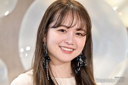 “産後20kg減”話題のゆうこす、生後7ヶ月息子を連れて仕事へ ベビーカーショットに「むちむちのおてて愛おしい」「可愛すぎる」の声 画像