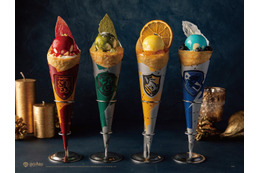 ハリポタ“4寮クレープ”がニュウマン横浜に限定登場 クリスマス企画と連動 画像