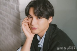 福士蒼汰、“一人二役”葛藤抱えた双子の演じ分けは「変えないこと」意識 スピッツ名曲「楓」映画化で新たな挑戦へ【インタビュー前編】 画像