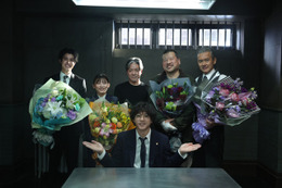 山田裕貴＆伊藤沙莉＆染谷将太ら撮影裏ではたくさんの笑顔！『爆弾』メイキング写真