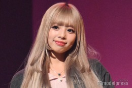 「今日好き」あいさ、新ヘアスタイル公開で雰囲気ガラリ「お人形さんみたい」「ビジュ最強」 画像