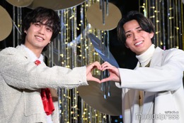 King ＆ Prince、丸の内降臨 エスカレーターからファンサたっぷり 画像