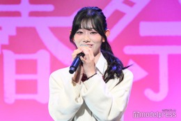 「今日好き」秋山みづき、美脚際立つミニスカセットアップ姿に絶賛の声「透明感溢れてる」「冬コーデ可愛すぎ」