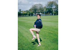 櫻坂46松田里奈、見事な投球フォーム披露 1st写真集先行カット解禁【まつりの時間】