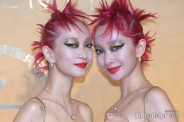 AMIAYA・AMI、0歳息子お宮参りの家族ショット披露「パパに似てきた」「着物姿美しい」の声 画像