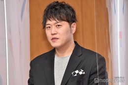 5児の父・エハラマサヒロ、4歳次男顔出しの肩車ショット公開「笑顔が似てる」「幸せ溢れてる」と反響 画像