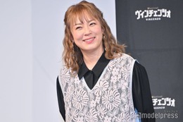 佐藤仁美、マッシュウルフ＆メッシュで“ぎゃる”化「カッコいい」「お似合い」の声 画像