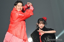 “2児の母”渡辺リサ、広島カープ・小園海斗選手と初夫婦ランウェイ トップでのポーズは「結婚式のフォトでやったことがある」【TGC広島2025】 画像