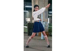 藤岡弘、の娘・天翔天音、女性版“仮面ライダー1号”に変身 兄・真威人に続き一家3人目【仮面ライダーアインズ withガールズリミック】 画像