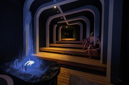 “鯨・イカ・唐津焼”のユニークなサウナを体験！佐賀「JIN6サウナ」水風呂で海に漂う浮遊感を