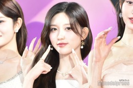 IVEガウル、前髪ぱっつんピンクヘアで印象ガラリ「一瞬誰かと」「お人形さんみたい」驚き＆絶賛の声