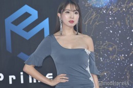 2児の母・森咲智美、ミニスカコーデで美脚輝く「ライン綺麗」「憧れのスタイル」と反響 画像