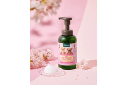 クナイプ、ふわふわ泡の春限定『泡ボディウォッシュ サクラの香り』が数量限定で登場！ 画像