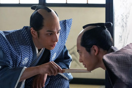 「死刑より残酷な生き地獄」。噴火口へ突き落とされる者、そして流刑地では出産も…。知られざる江戸の刑罰のリアルに迫る【NHK大河『べらぼう』】